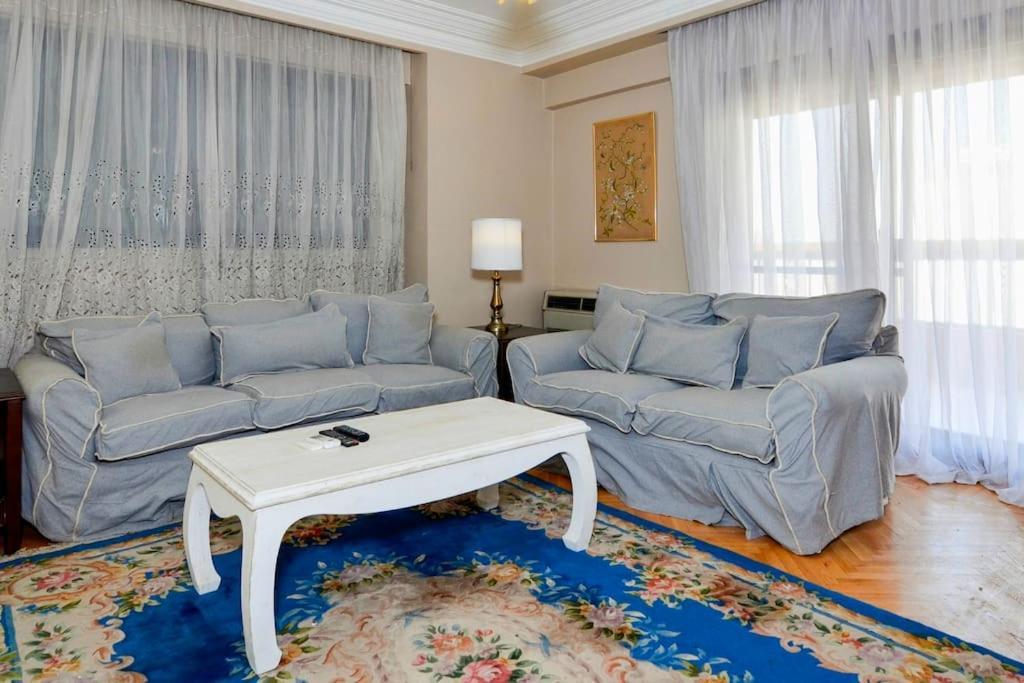 Authentic With A Reasonable Price In The Heart Apartment *