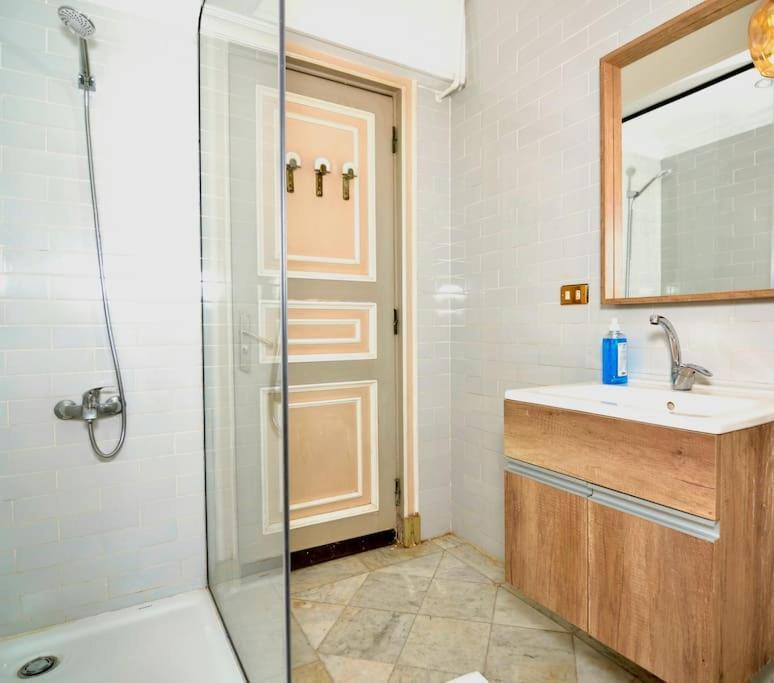 Authentic With A Reasonable Price In The Heart Cairo